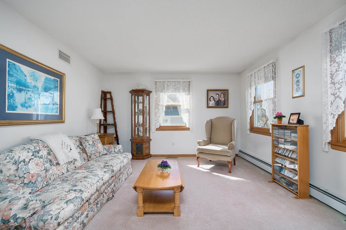 Photo of 226 Windmill Hill