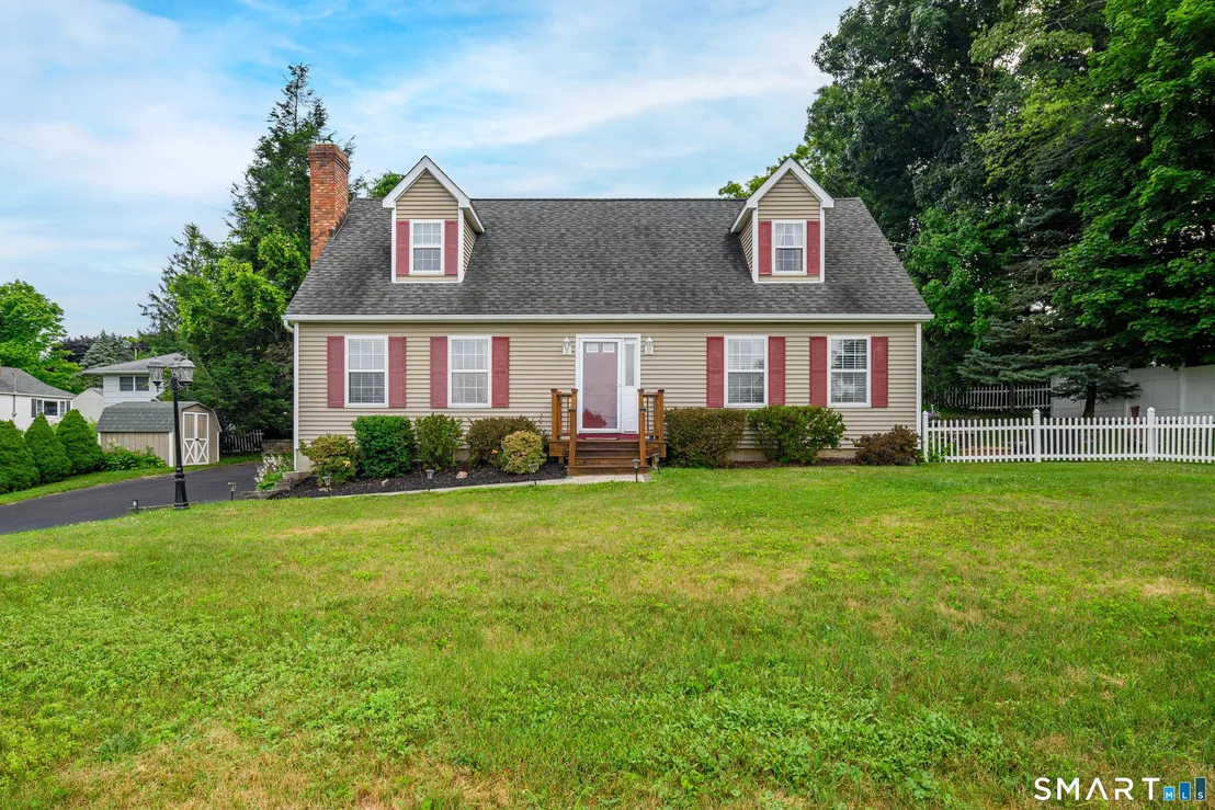 Photo of 2 Curtis Avenue