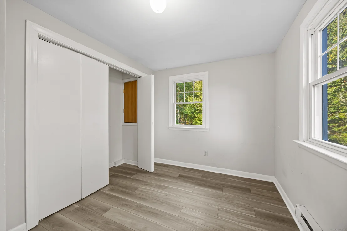 Photo of 1324 Notch Road