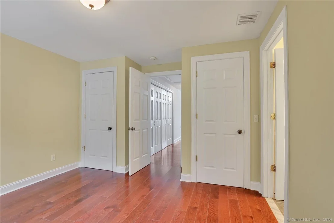 Photo of 7 Scoville Landing Road