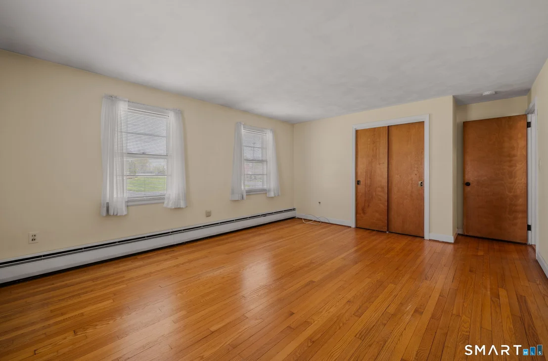Photo of 4 Champlin Hill Court