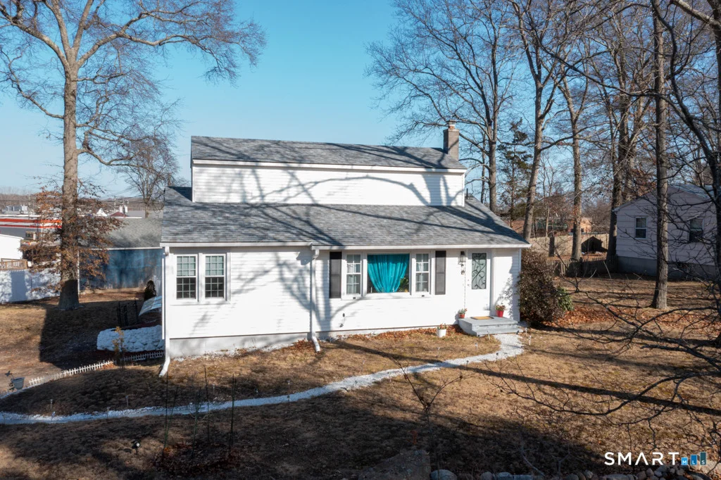 Photo of 10 Beach Park Road