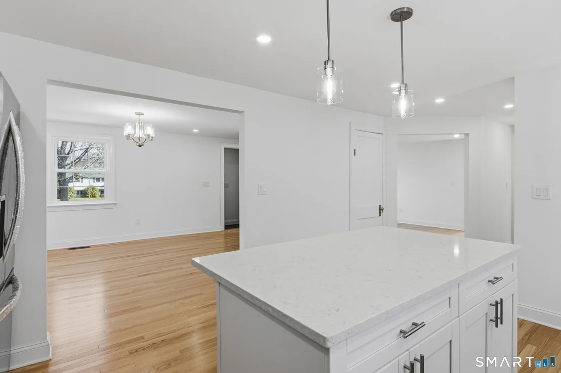 Photo of 395 Cross Hill Road