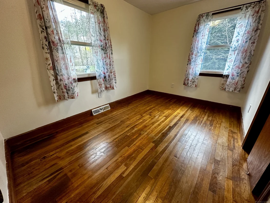 Photo of 7 Arrowhead Drive