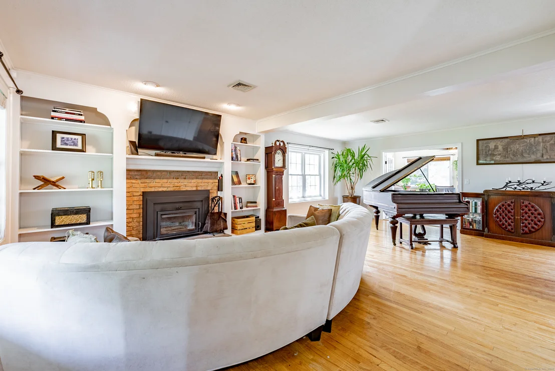 Photo of 1171 Newgate Road