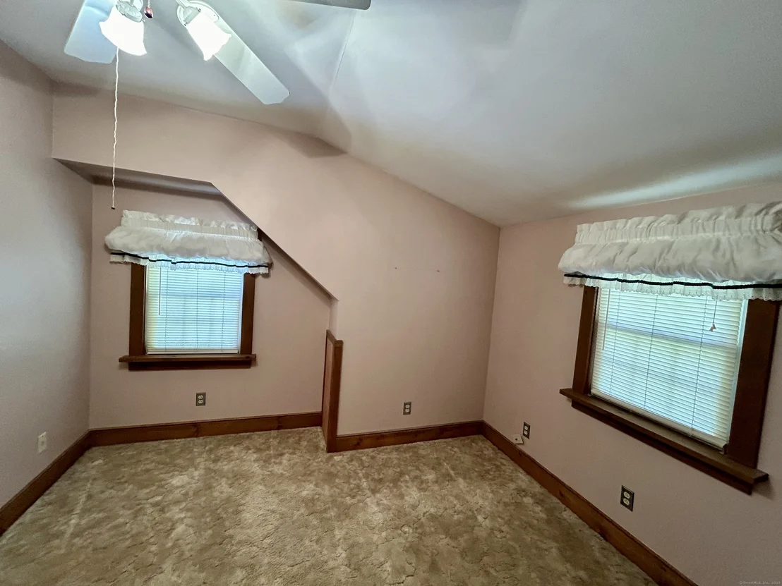 Photo of 6 Ridge Road
