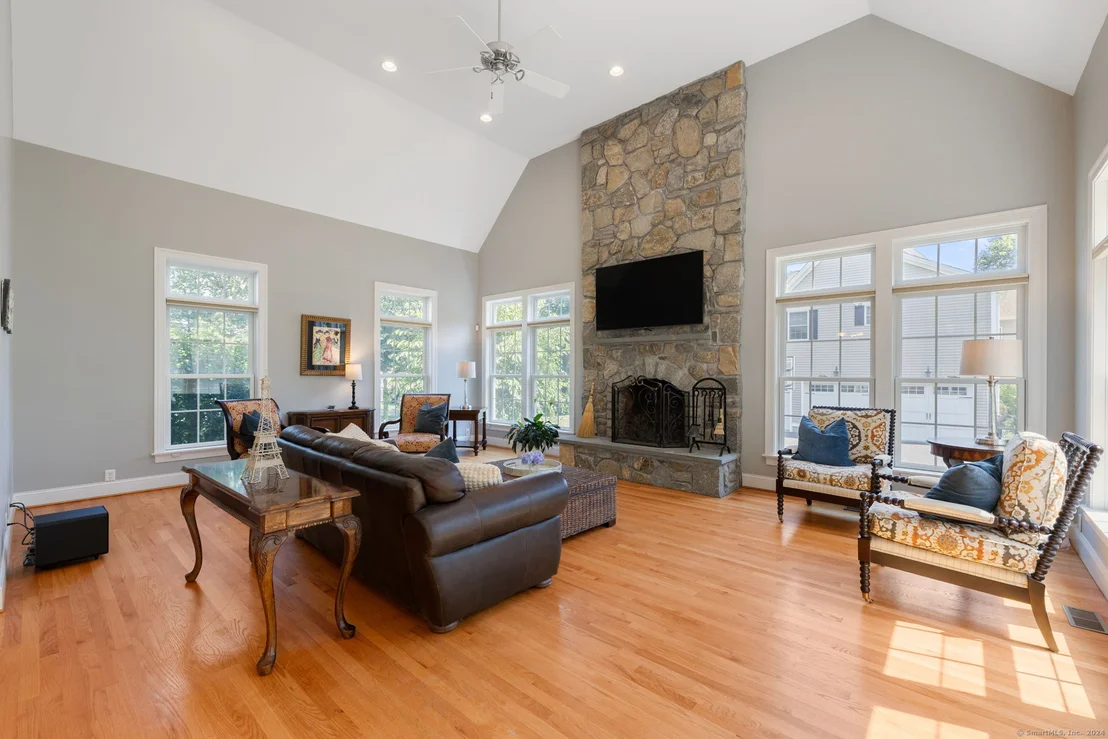 Photo of 45 Castlerock Lane