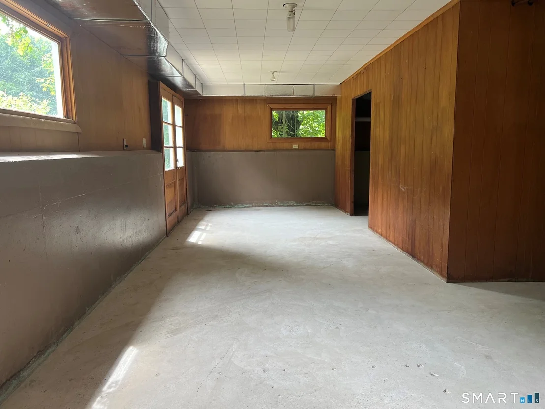 Photo of 284 Chestnut Hill Road