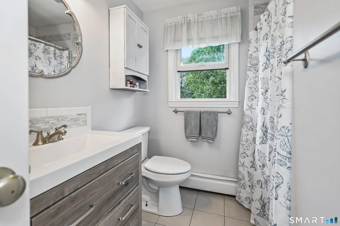 Photo of 2 Meadowside Drive