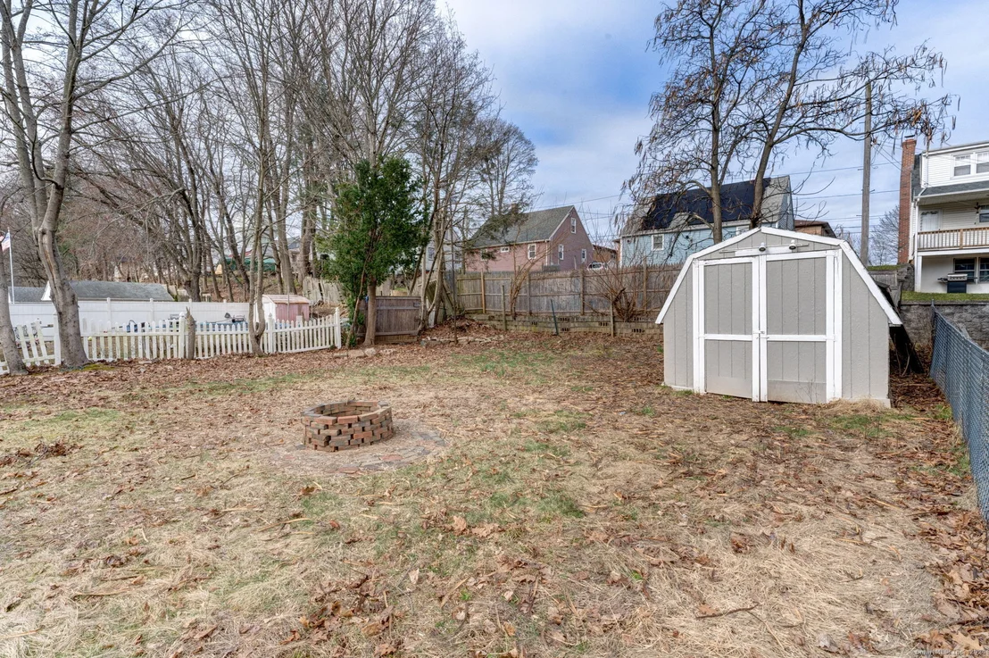 Photo of 1846 Corbin Avenue
