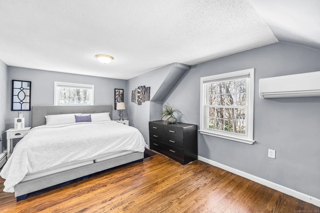 Photo of 611 Halladay Avenue