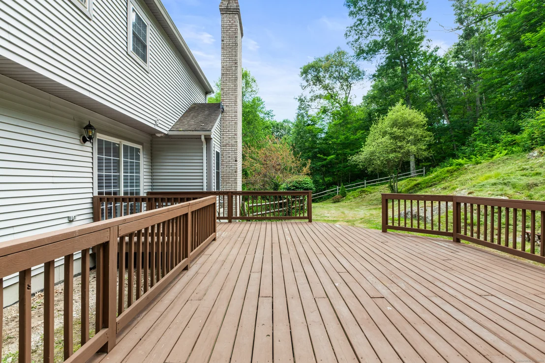 Photo of 341 Quaddick Road