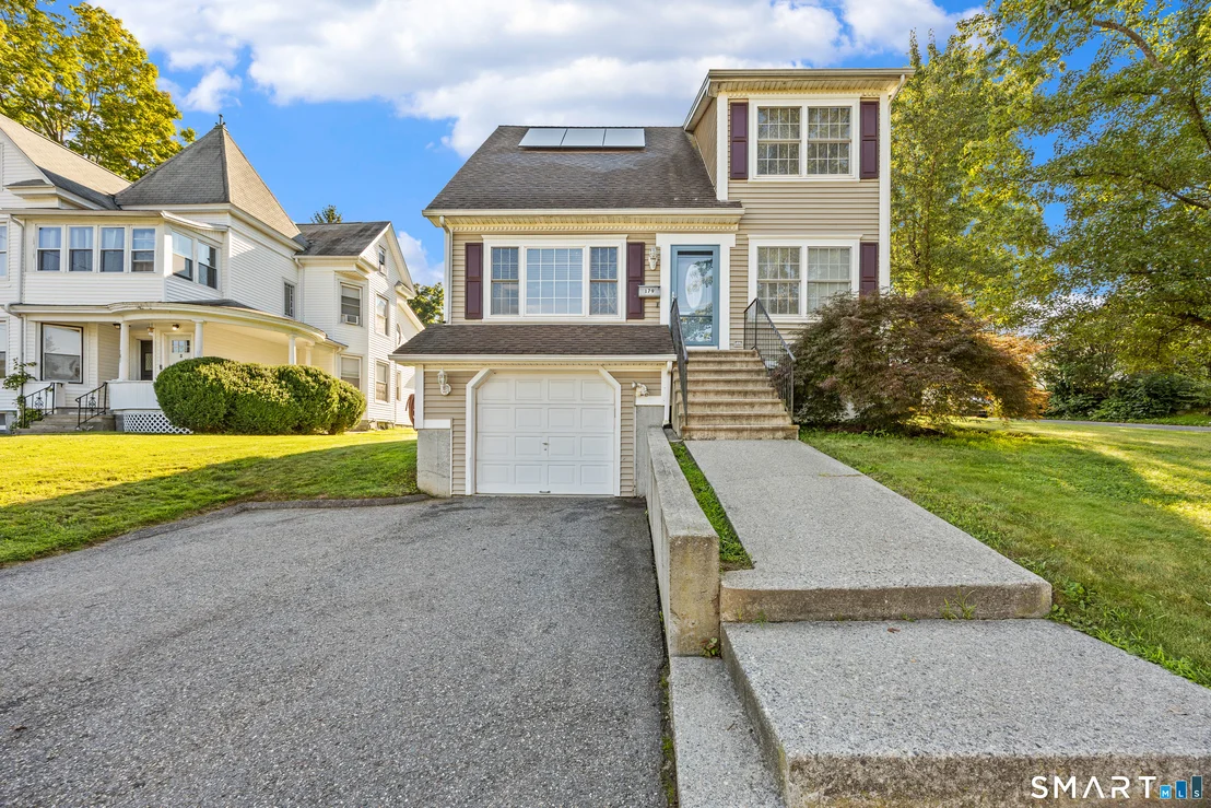 Photo of 179 High Street