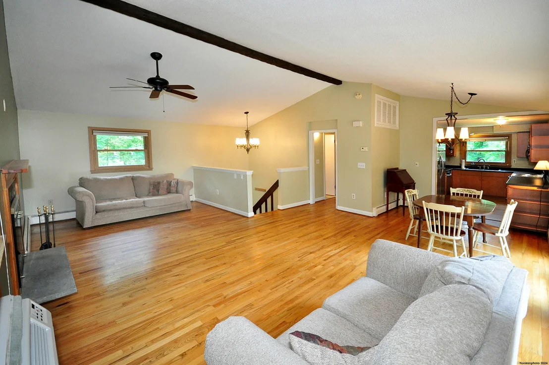 Photo of 35 Ravine Road