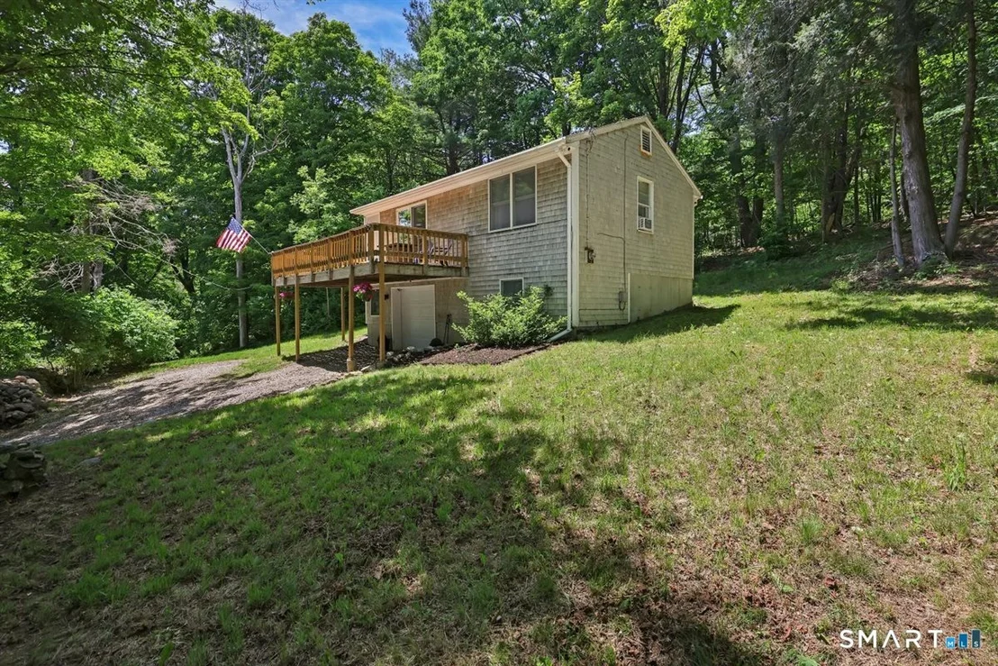 Photo of 43 Flagg Hill Road