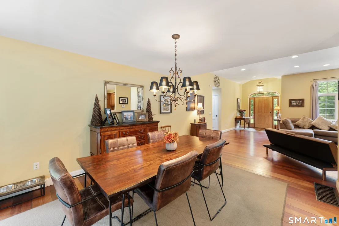Photo of 3 Jason Heights