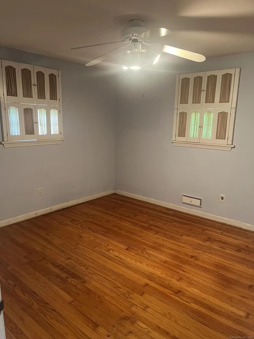 Photo of 8 Laurel Glen Road