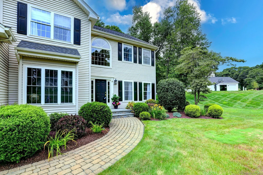 Photo of 39 Winding Trail