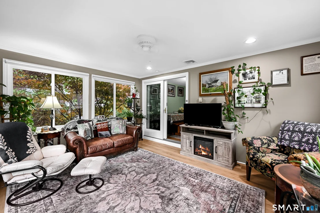 Photo of 379 Smith Pond Road