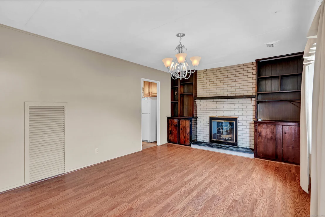 Photo of 10 Ashford Road