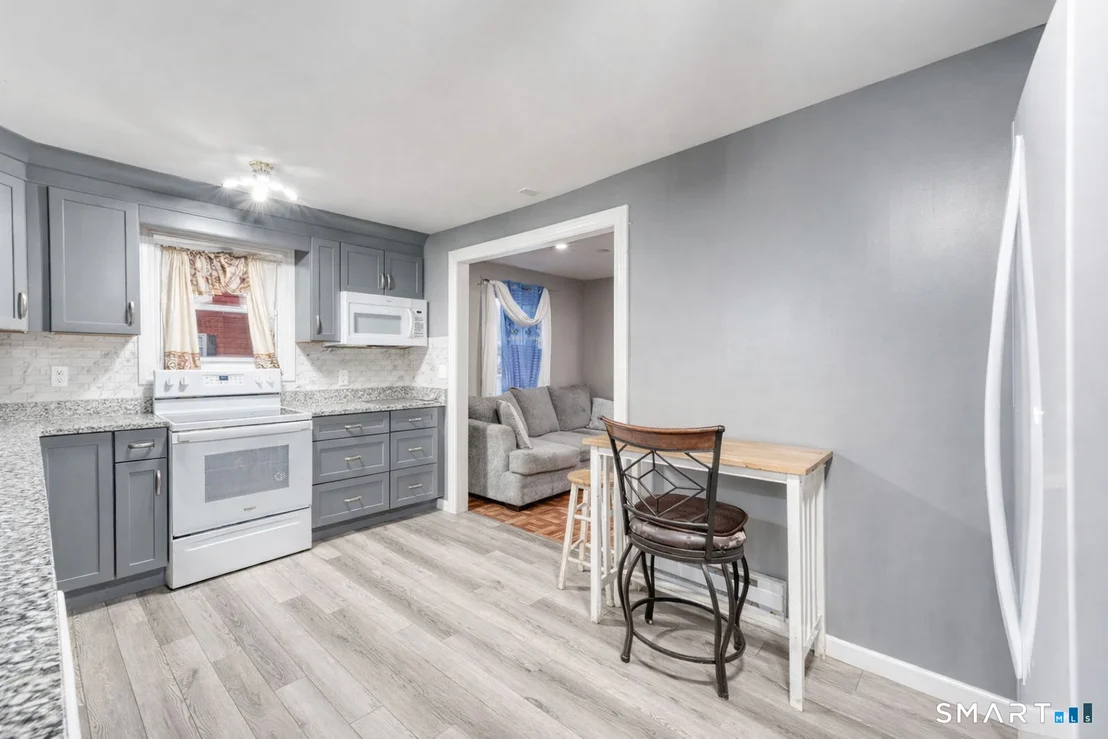 Photo of 40 Cottage Grove Circle