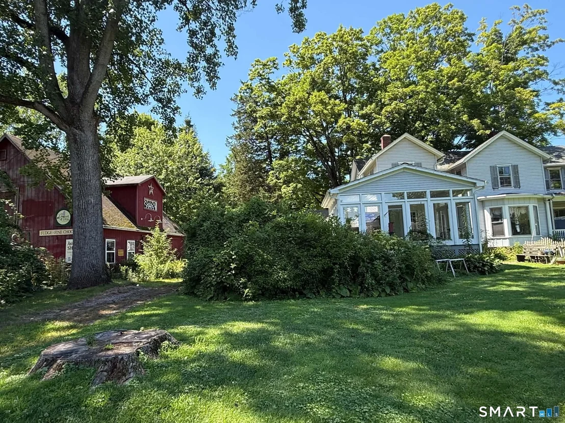 Photo of 134 Pleasant Street