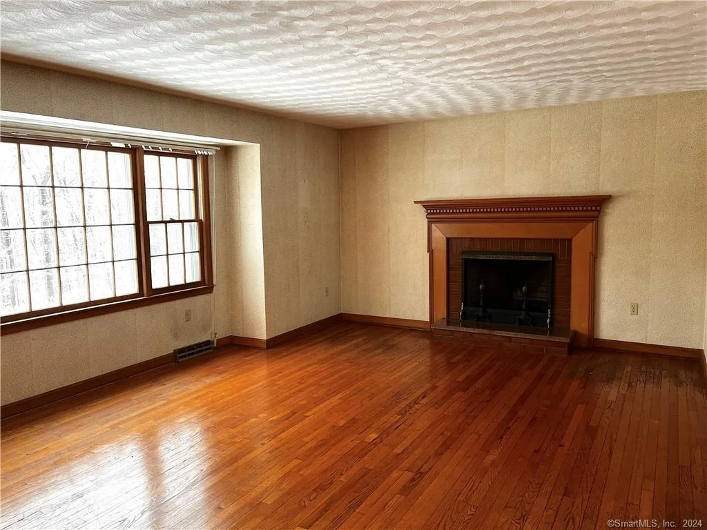 Photo of 280 Root Road