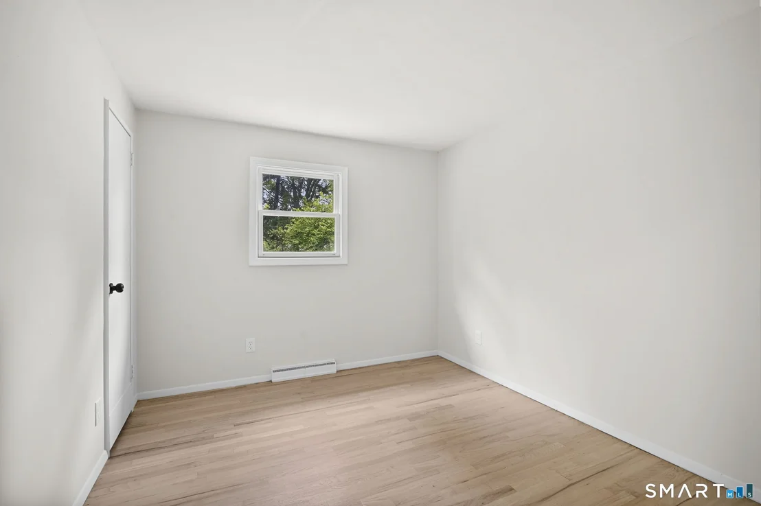 Photo of 31 Meadowlark Road