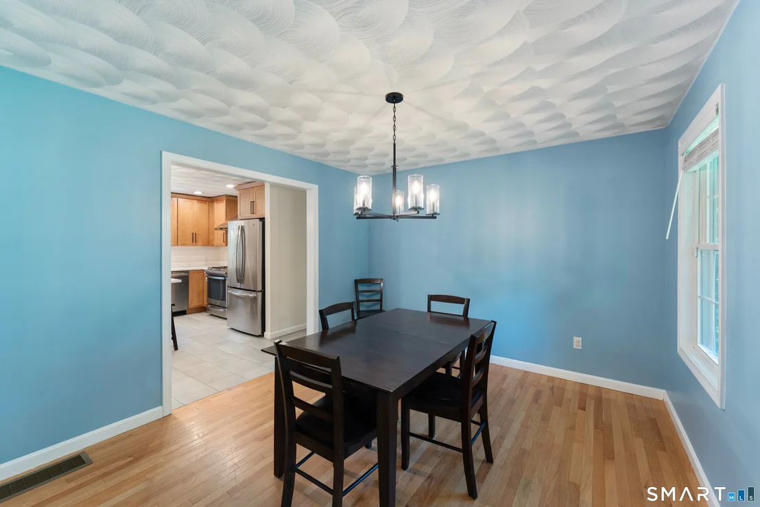 Photo of 331 Valley View Road