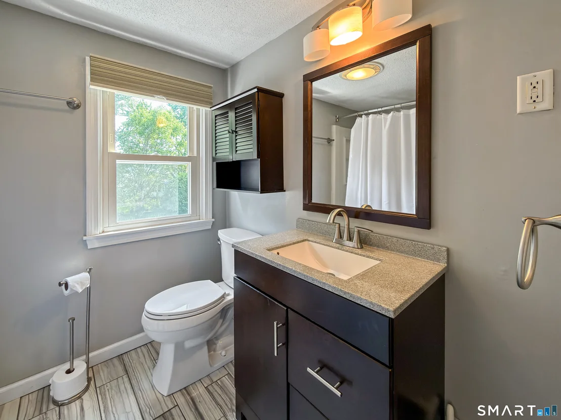 Photo of 43 Sunset Road