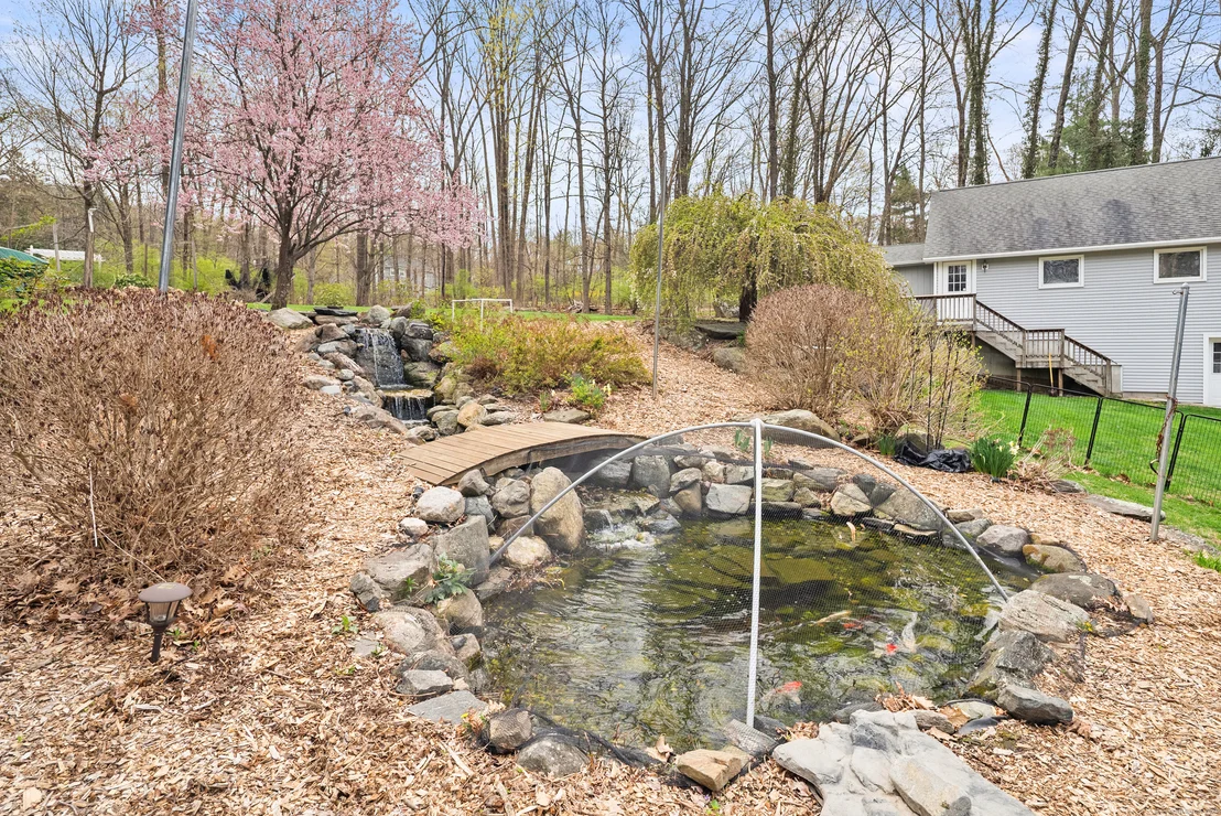 Photo of 17 Beverly Drive