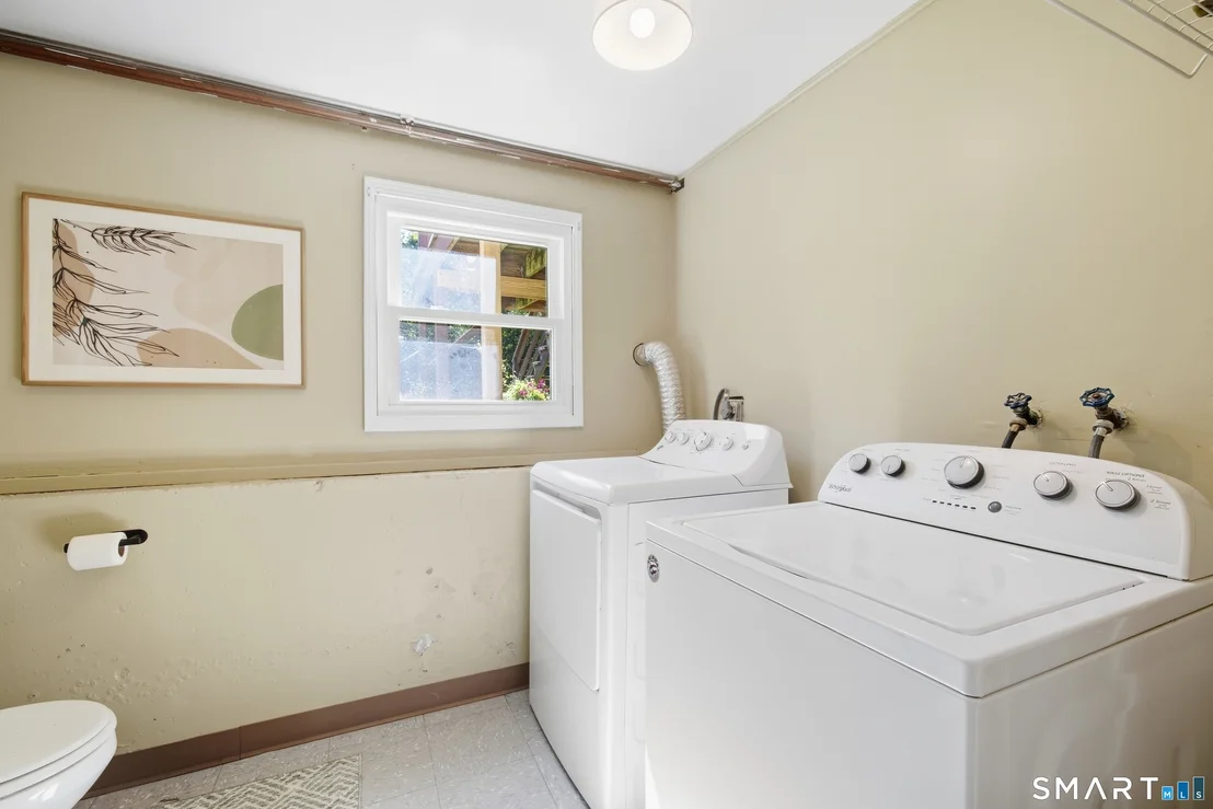 Photo of 775 Overhill Drive