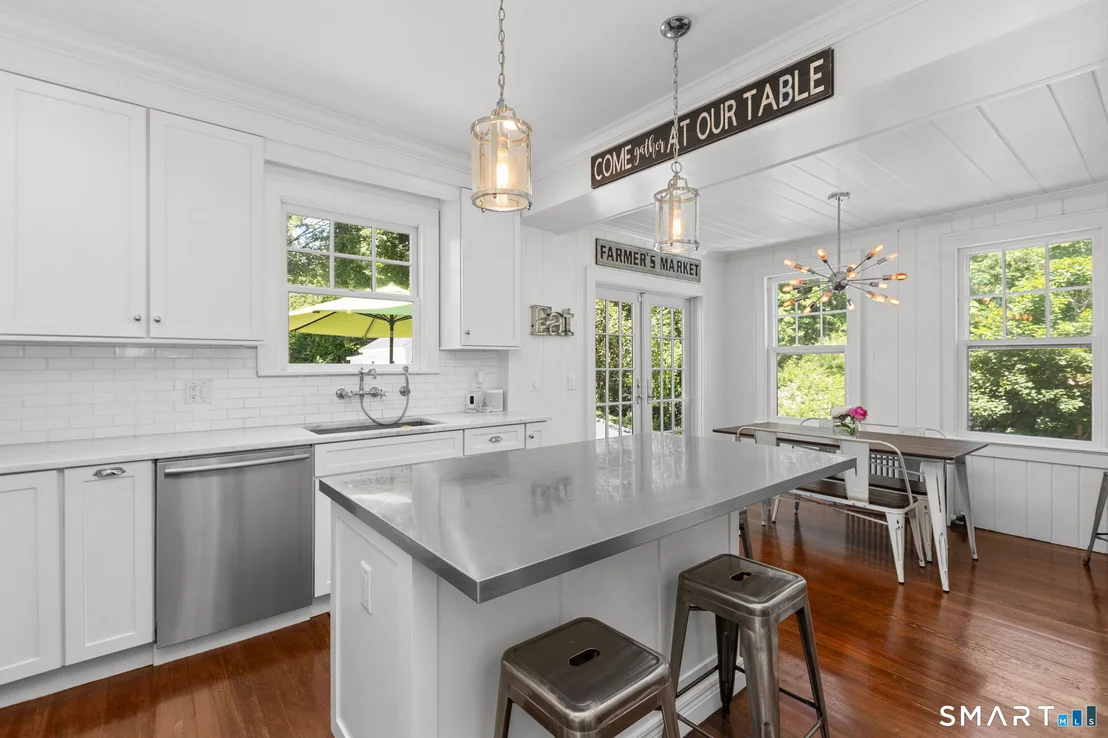 Photo of 207 Redding Road