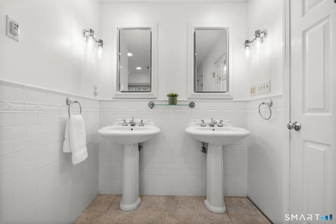 Photo of 118 Silver Spring Road