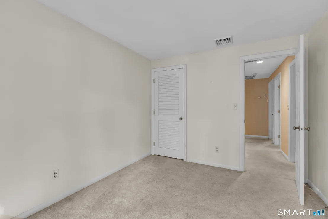 Photo of 77 Bridle Path Drive