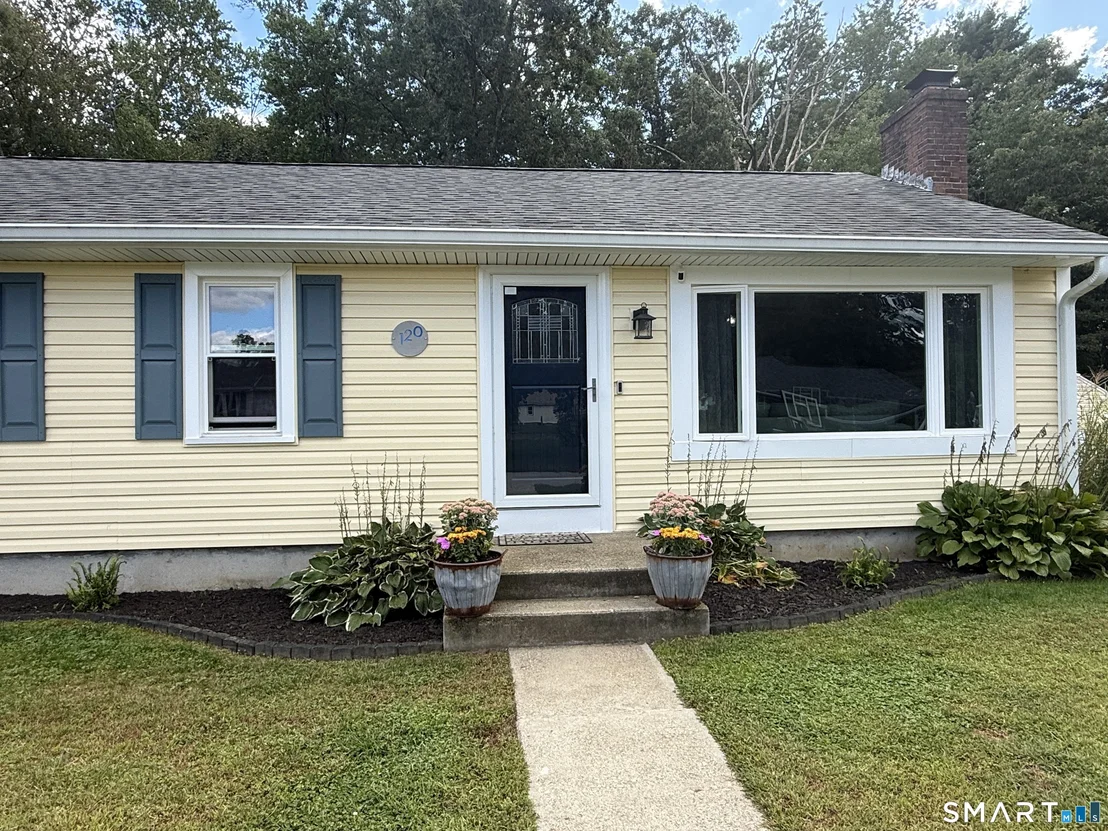 Photo of 120 Dufault Street