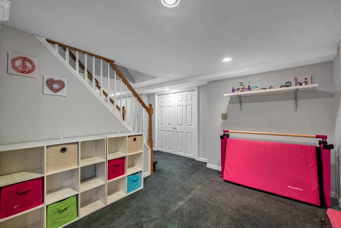 Photo of 25 Maple Ridge Drive