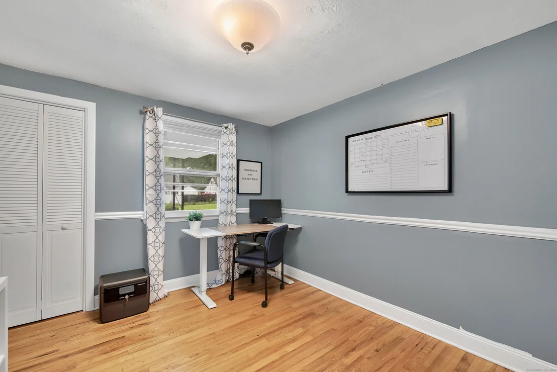 Photo of 1 Higgins Avenue