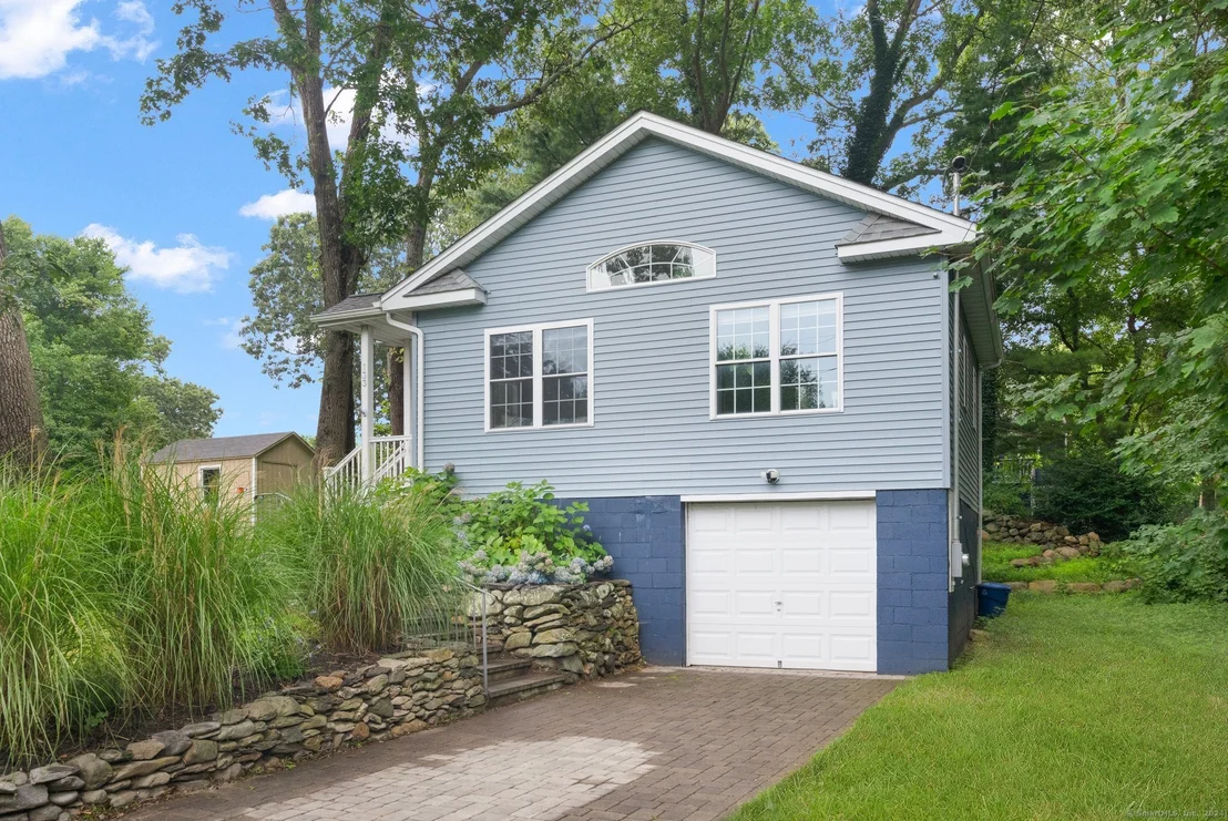 Photo of 133 133 Winterberry Road