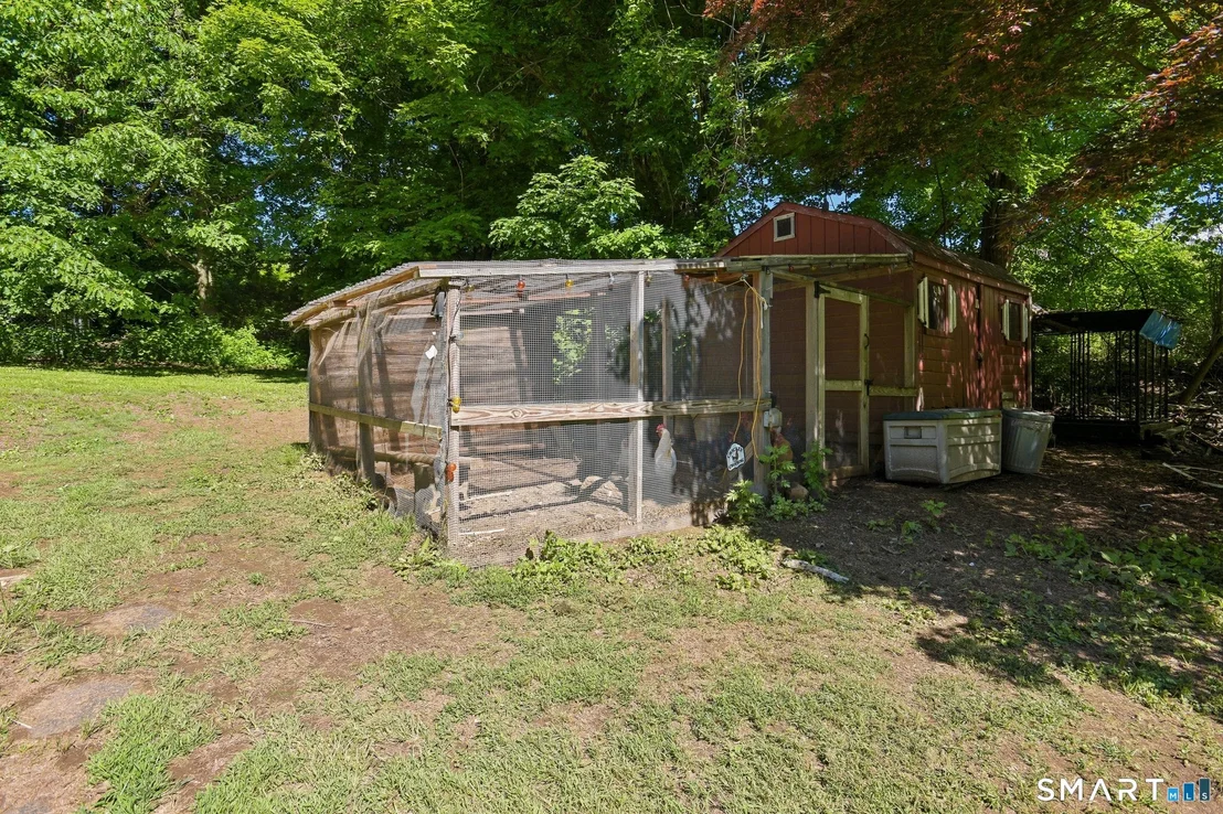 Photo of 817 Carrington Road
