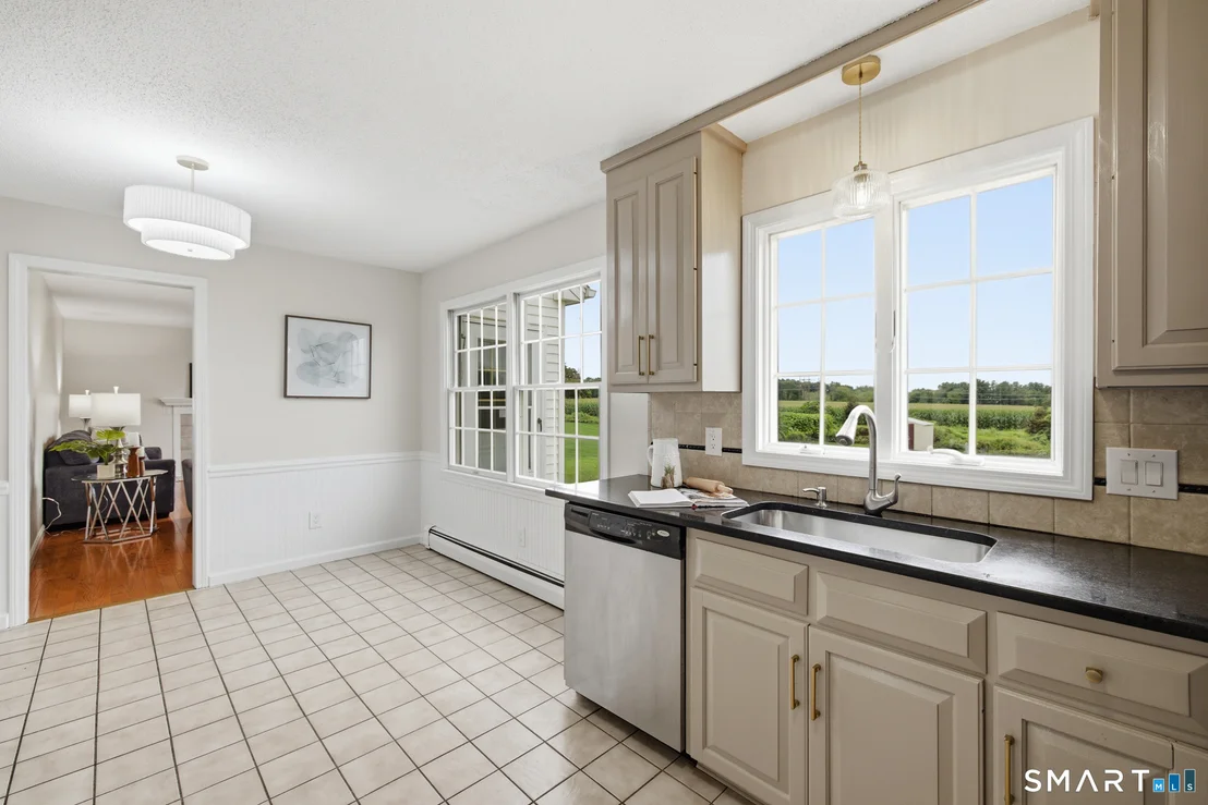Photo of 35 Heritage Drive