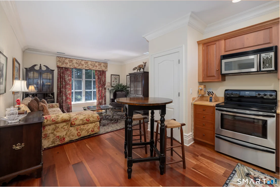 Photo of 7 Equestrian Ridge Road