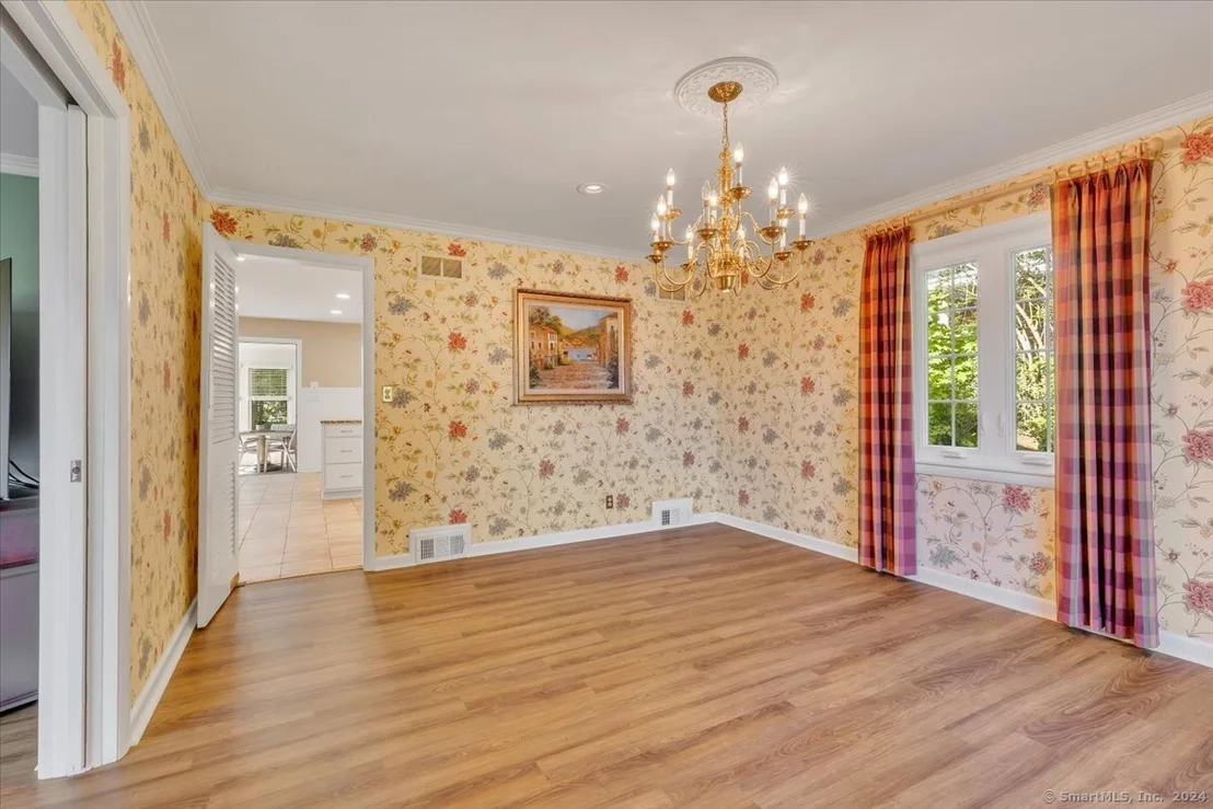 Photo of 44 Robert Road