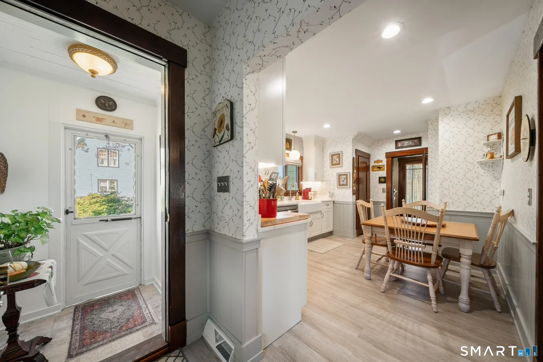 Photo of 64 May Avenue