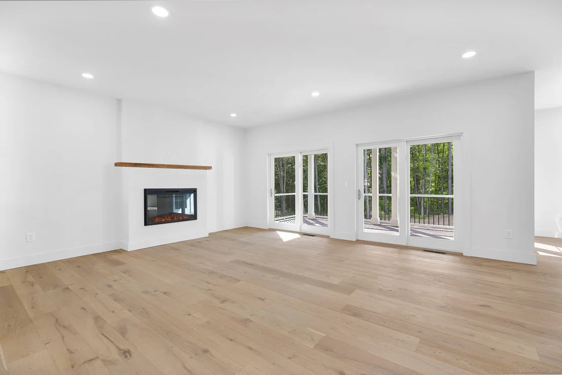 Photo of 24 Stratton Farms Road