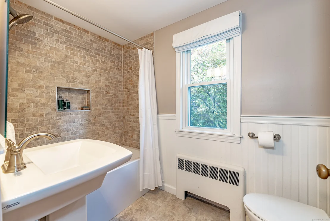 Photo of 8 Spier Avenue