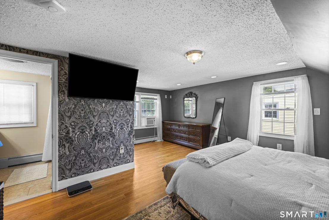Photo of 33 Chester Drive
