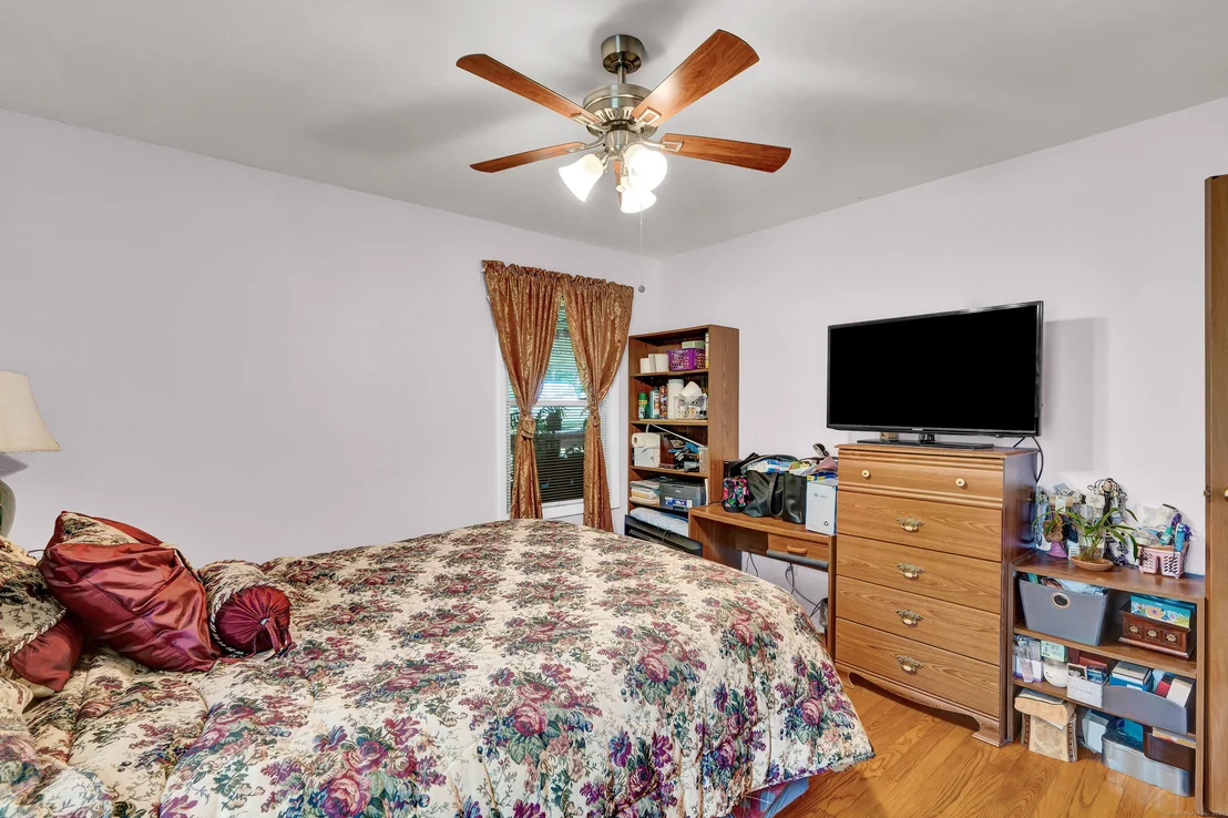 Photo of 8 Sherwood Drive