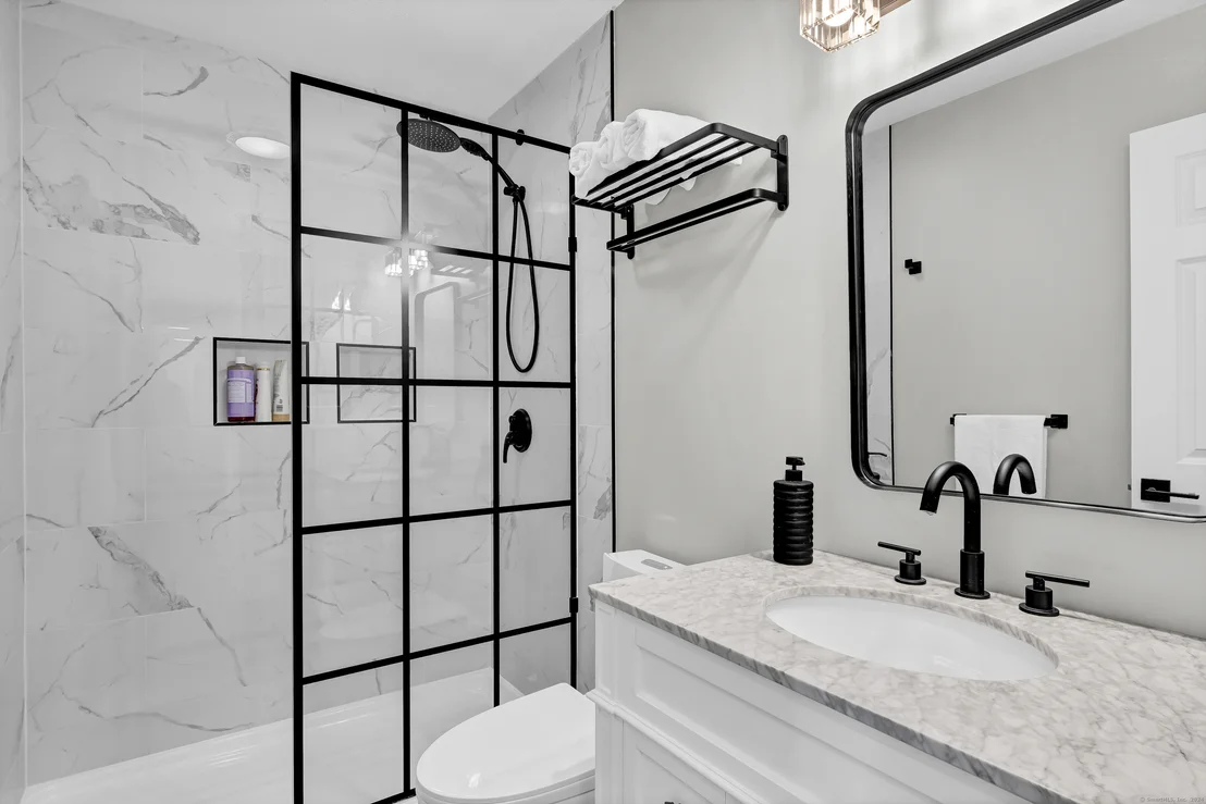Photo of 41 Windermere Ridge Drive