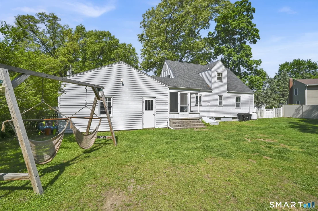 Photo of 10 Pine Drive